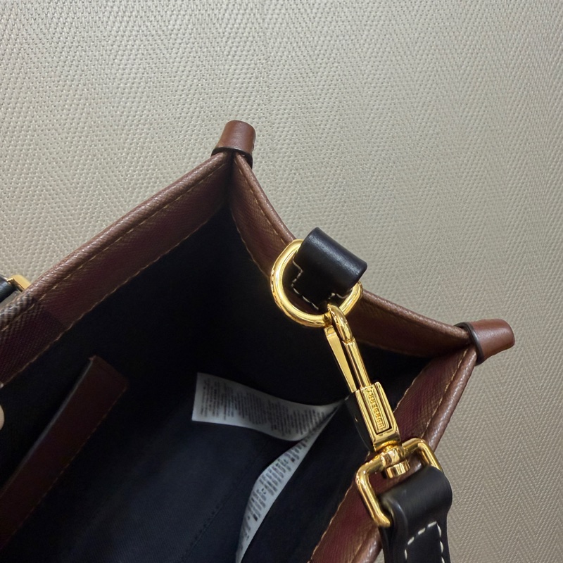 Bueberry 經典格紋金釦Freya迷你手提斜背托特包-15