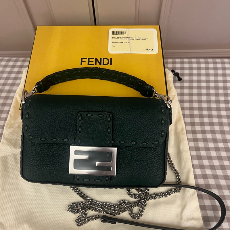 Fendi baguette Selleria 全新迷你法棍包-1