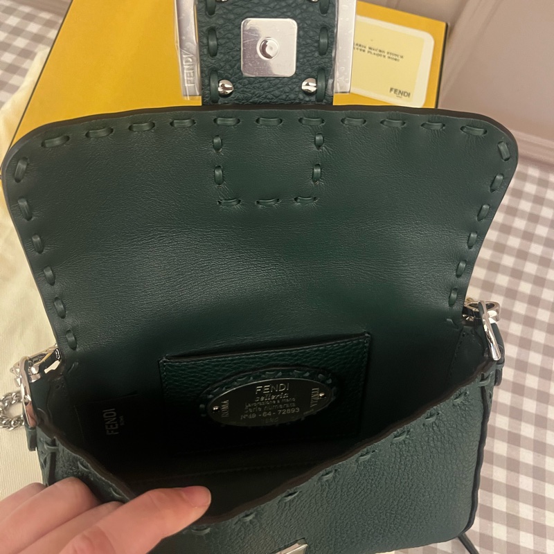 Fendi baguette Selleria 全新迷你法棍包-13