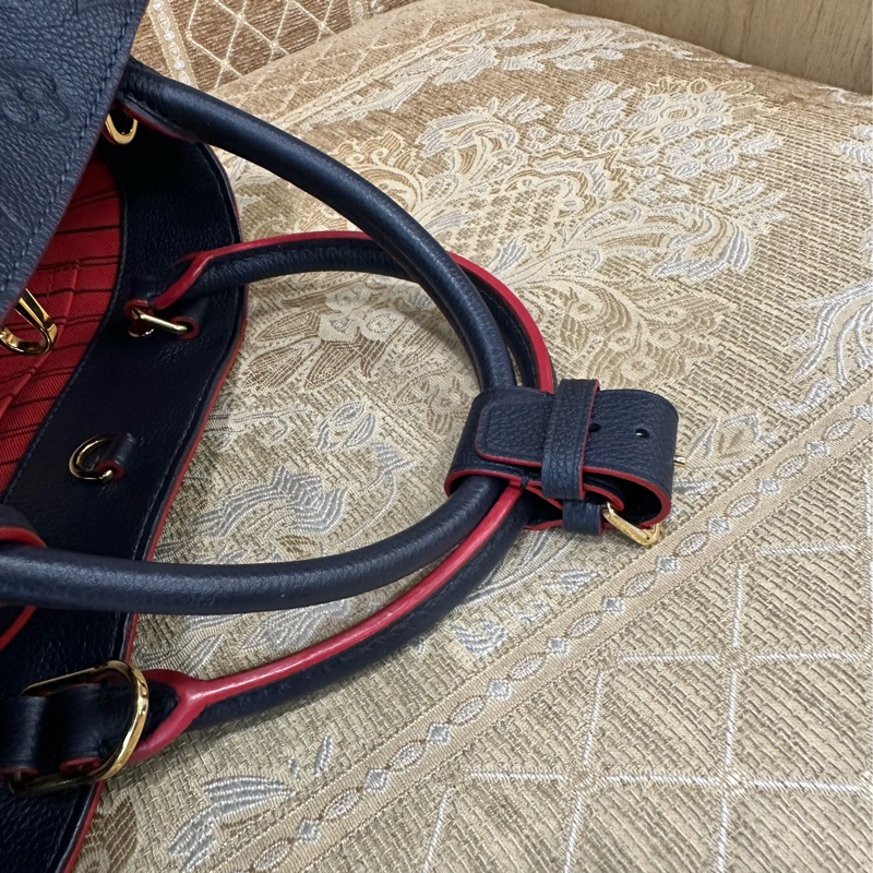 LV 海軍藍牛皮壓紋金釦Montaigne MM手提肩背包 M42746-7