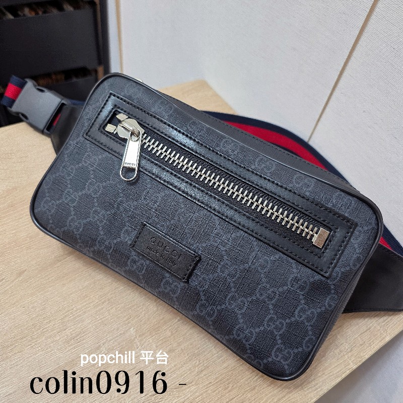 [ 新年優惠福利持續中🧧] Gucci黑灰老花拉鏈胸口包-0