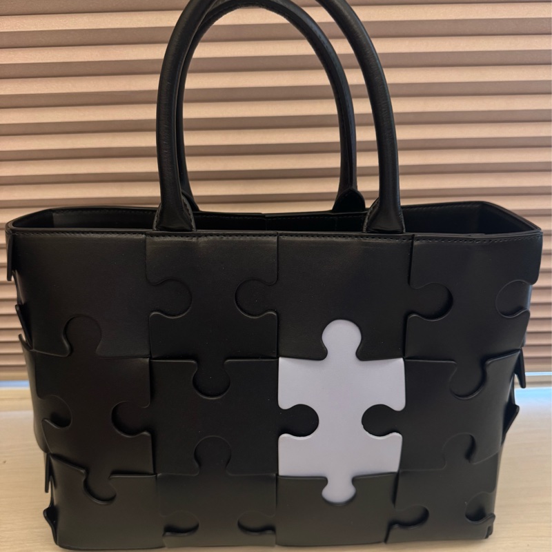 🧩 BV Small Acro Tote Puzzle 🧩 極簡 × 藝術 × 高辨識度-1