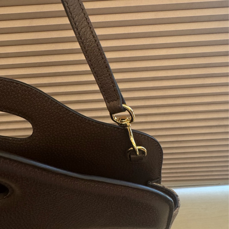 🔥 限量插畫款 GUCCI GG Supreme 手提斜背包 🔥 潮流感 × 收藏感兼具-9