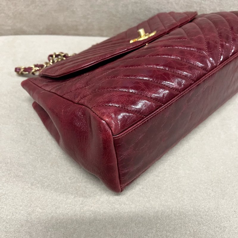 香奈兒/Chanel 紅色油臘皮金扣 V紋方胖子鏈條包-8