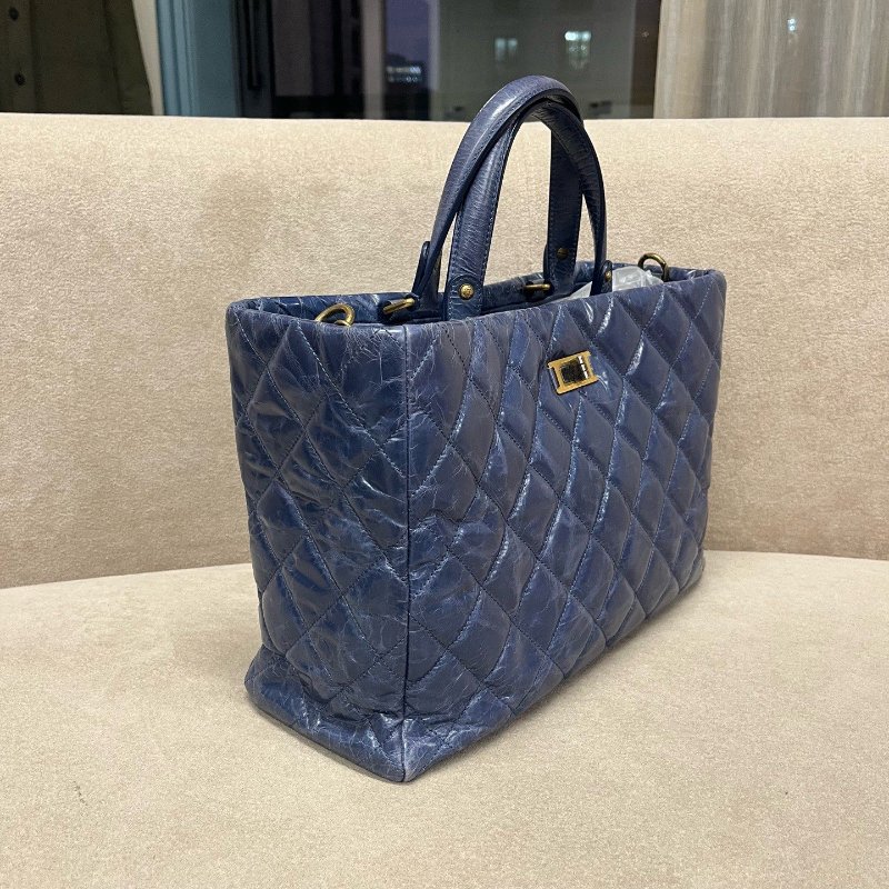 香奈兒/Chanel 藍金複古做舊鴛鴦扣油蠟皮托特包-2