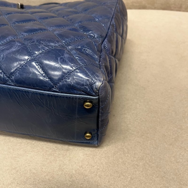 香奈兒/Chanel 藍金複古做舊鴛鴦扣油蠟皮托特包-9