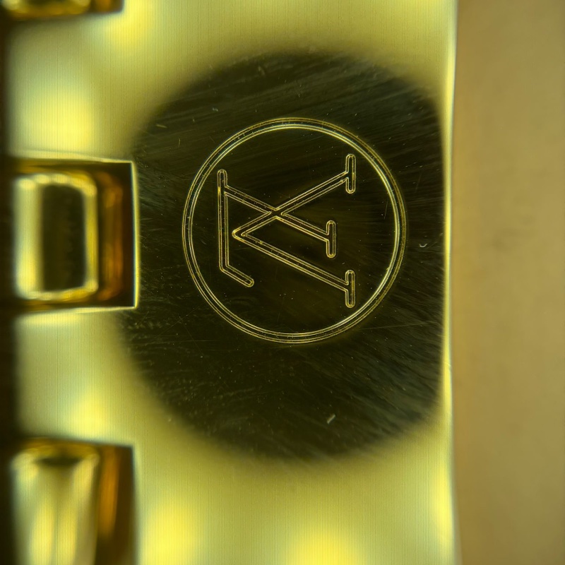 LOUIS VUITTON 盒子包-19