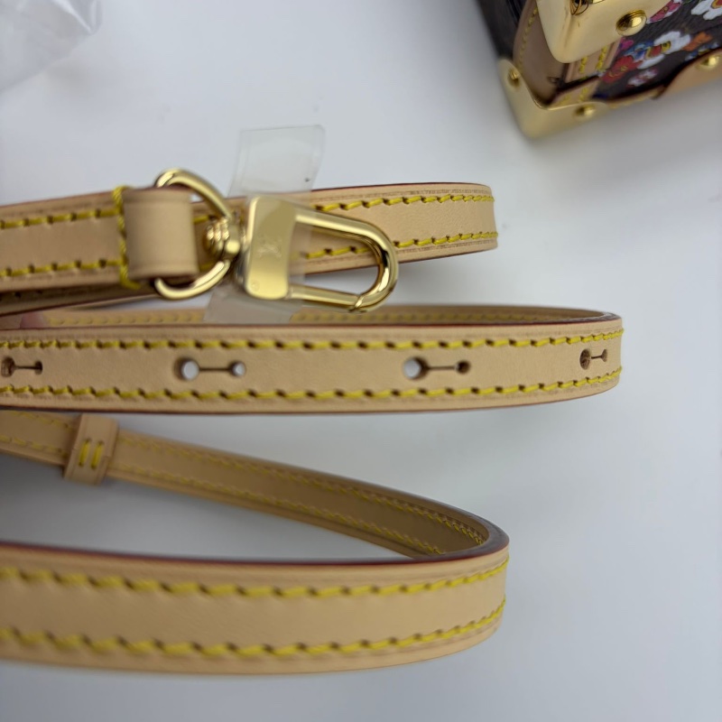 LOUIS VUITTON 盒子包-24