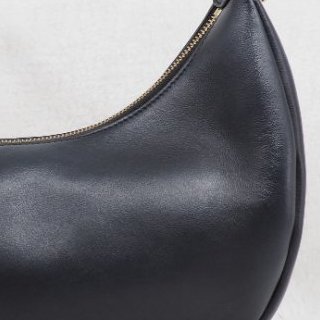 Fendigraphy Small 芬迪黑色小號月亮包單肩包-18