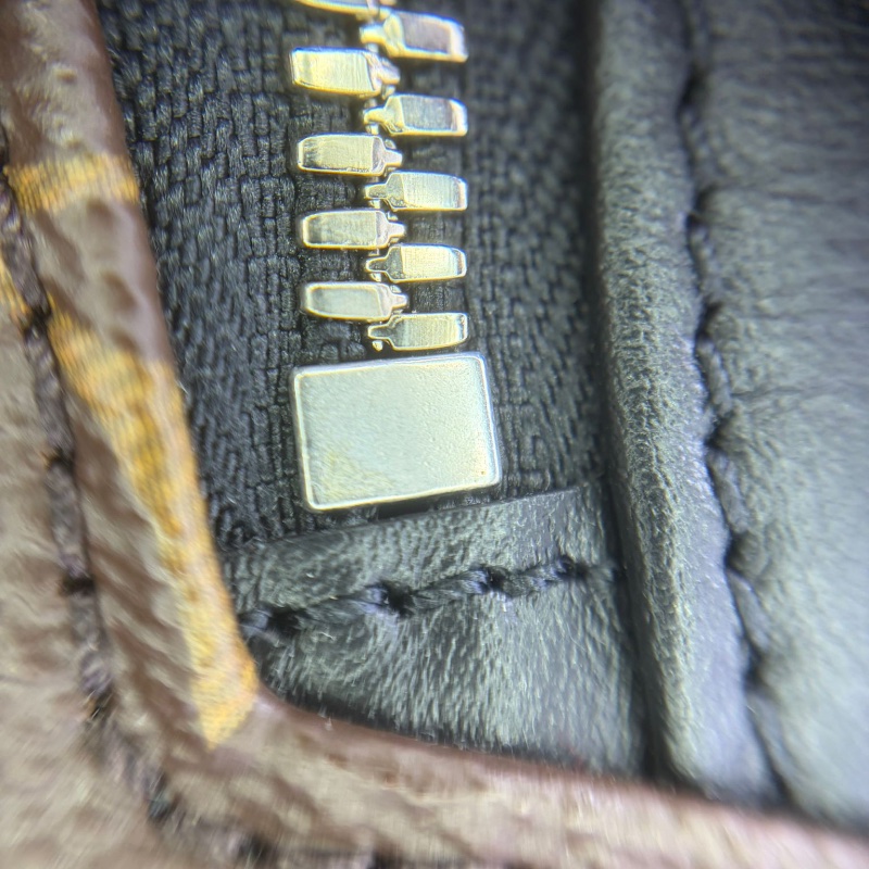 路易威登 雙肩包-22