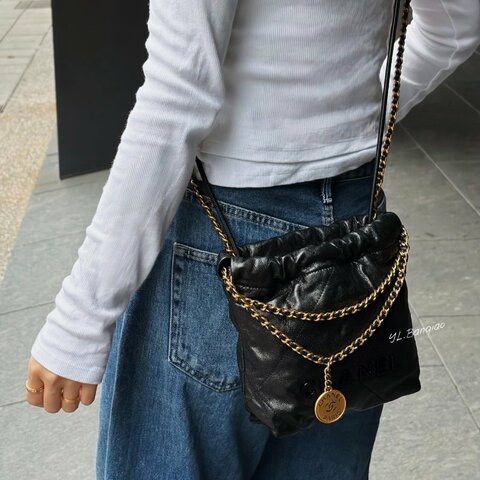 S5293-Chanel 黑荔枝牛皮黑釦金鍊22Bag Mini AS3980