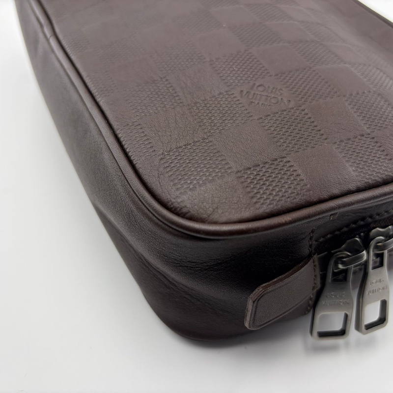 路易威登 拉鍊包-9