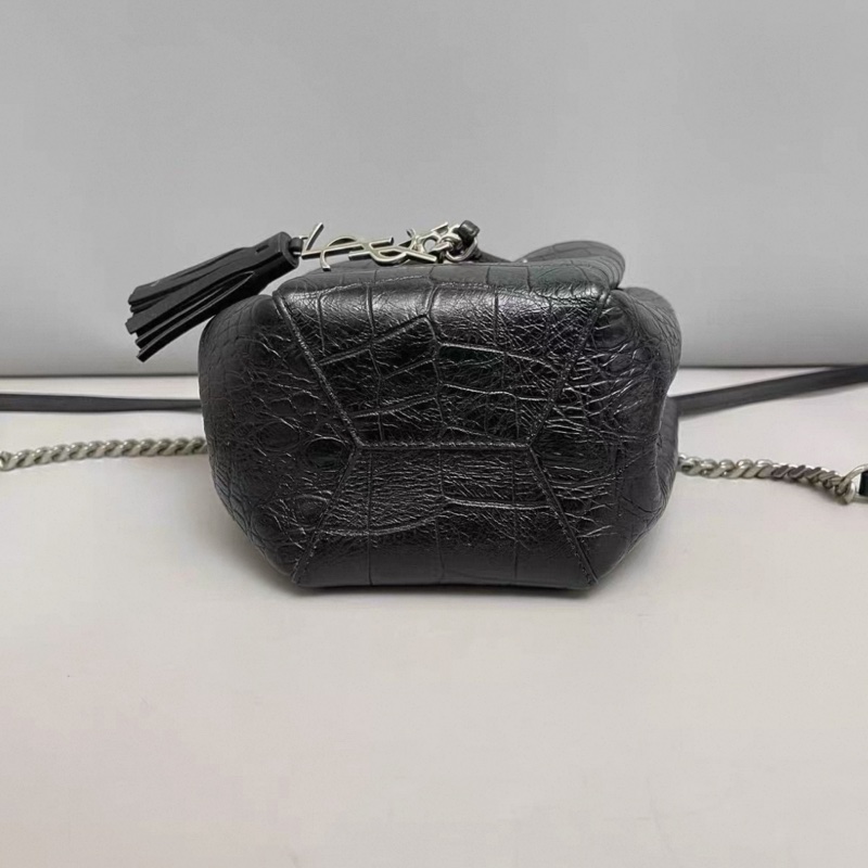 YSL聖羅蘭 黑銀鰐魚壓紋流蘇抽繩水桶包-4