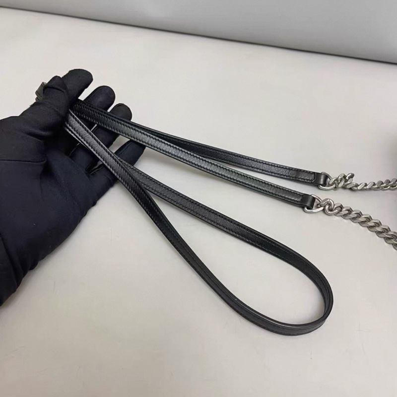 YSL聖羅蘭 黑銀鰐魚壓紋流蘇抽繩水桶包-6