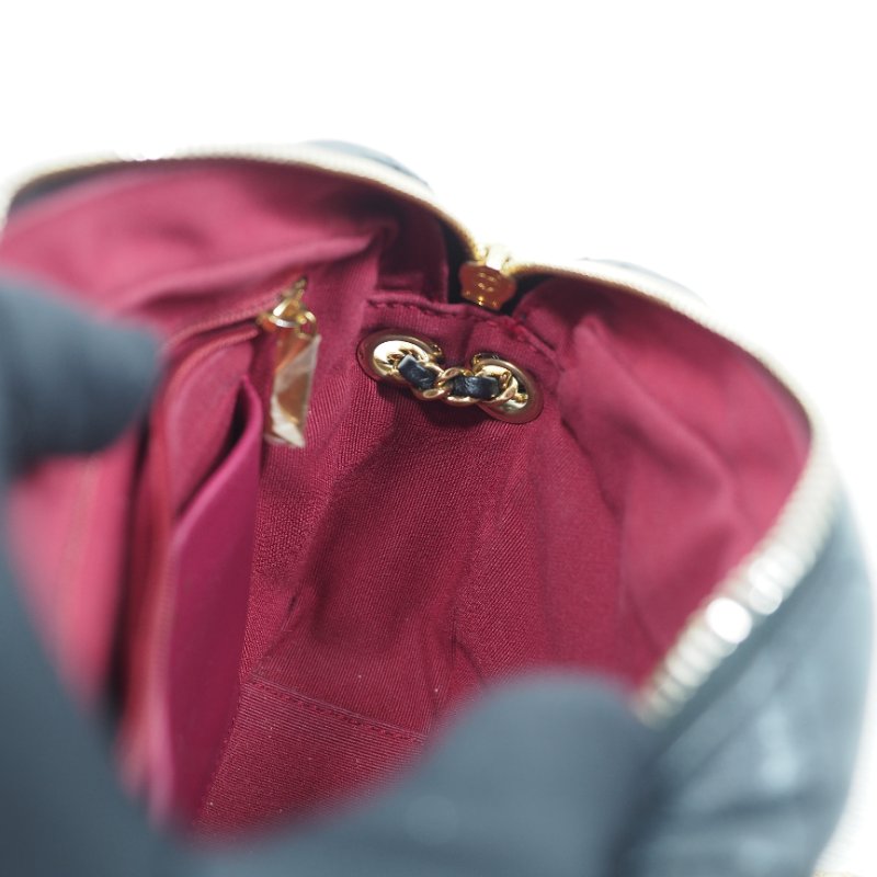 Chanel 22A Camera bag 香奈兒通花鏈大珍珠logo黑色相機包-19