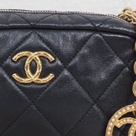 Chanel 22A Camera bag 香奈兒通花鏈大珍珠logo黑色相機包-24