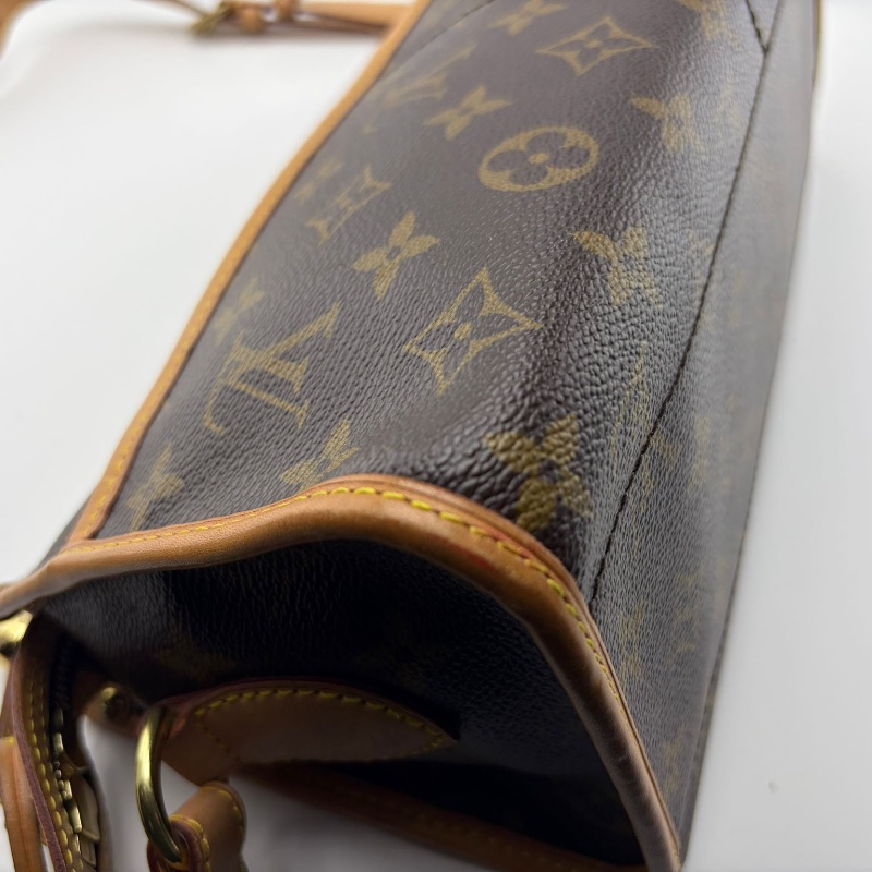 路易威登 三角拉鍊包-12