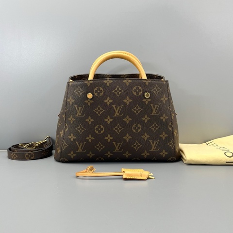 LouisVuitton路易威登蒙田BB老花/29*19*13cm 附件：塵袋