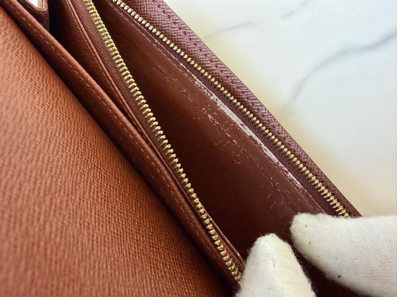 LV Sarah 信封長夾-8