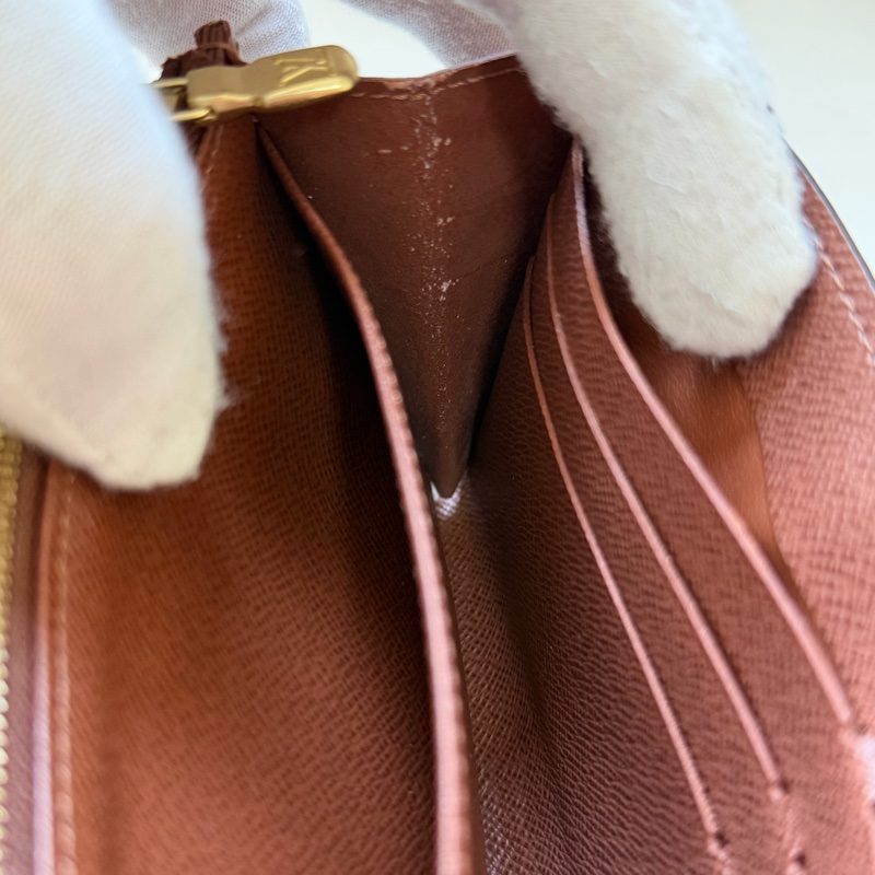 LV Sarah 信封長夾-11