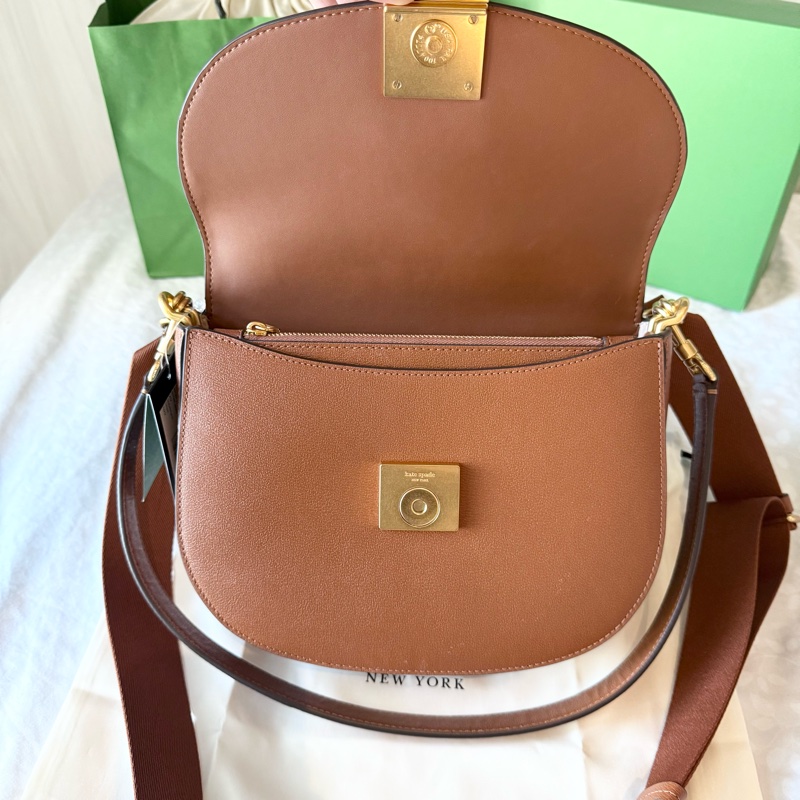✨全新🇺🇸 Kate Spade ♠️ 質感真皮馬鞍包(咖啡色)-2