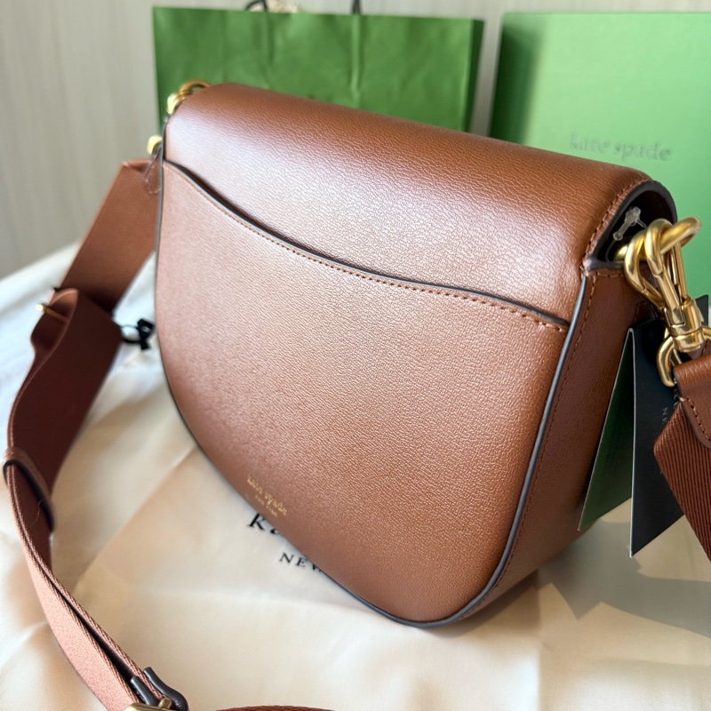 ✨全新🇺🇸 Kate Spade ♠️ 質感真皮馬鞍包(咖啡色)-4