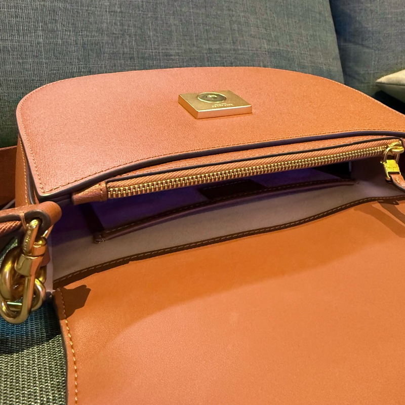 ✨全新🇺🇸 Kate Spade ♠️ 質感真皮馬鞍包(咖啡色)-7