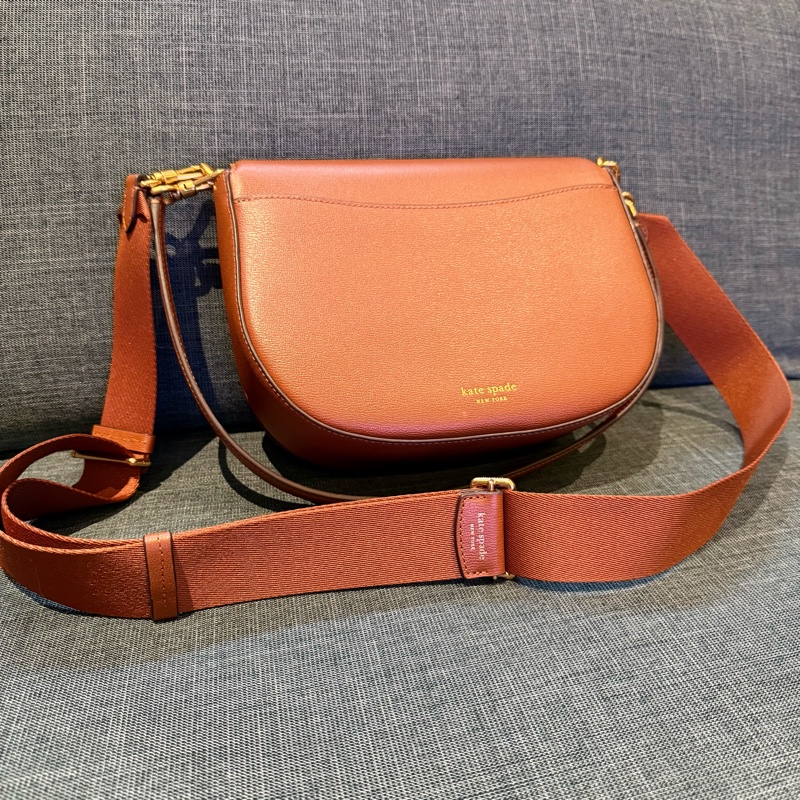 ✨全新🇺🇸 Kate Spade ♠️ 質感真皮馬鞍包(咖啡色)-8