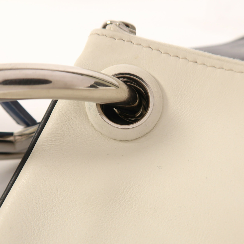 FENDI 牛皮皮革Triplette Clutch銀扣手拿包-14