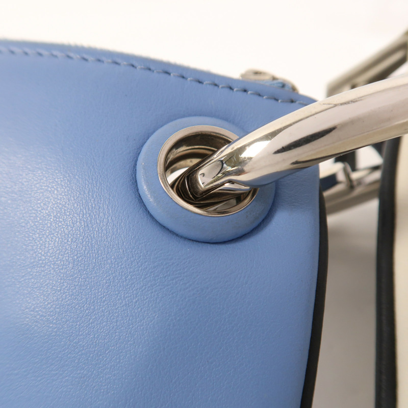 FENDI 牛皮皮革Triplette Clutch銀扣手拿包-15