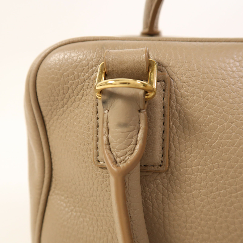 LOEWE 牛皮皮革Amazona 19金扣手挽肩背兩用袋-14