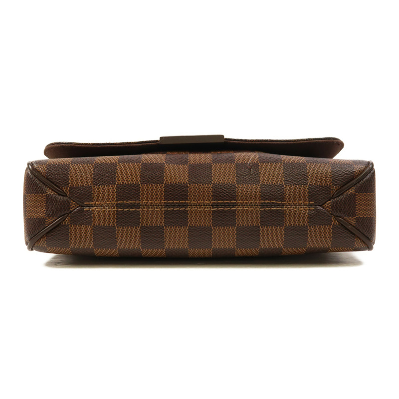 LOUIS VUITTON Damier District PM肩背袋-3