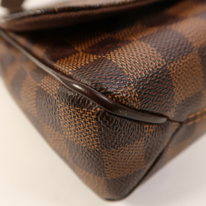 LOUIS VUITTON Damier District PM肩背袋-10