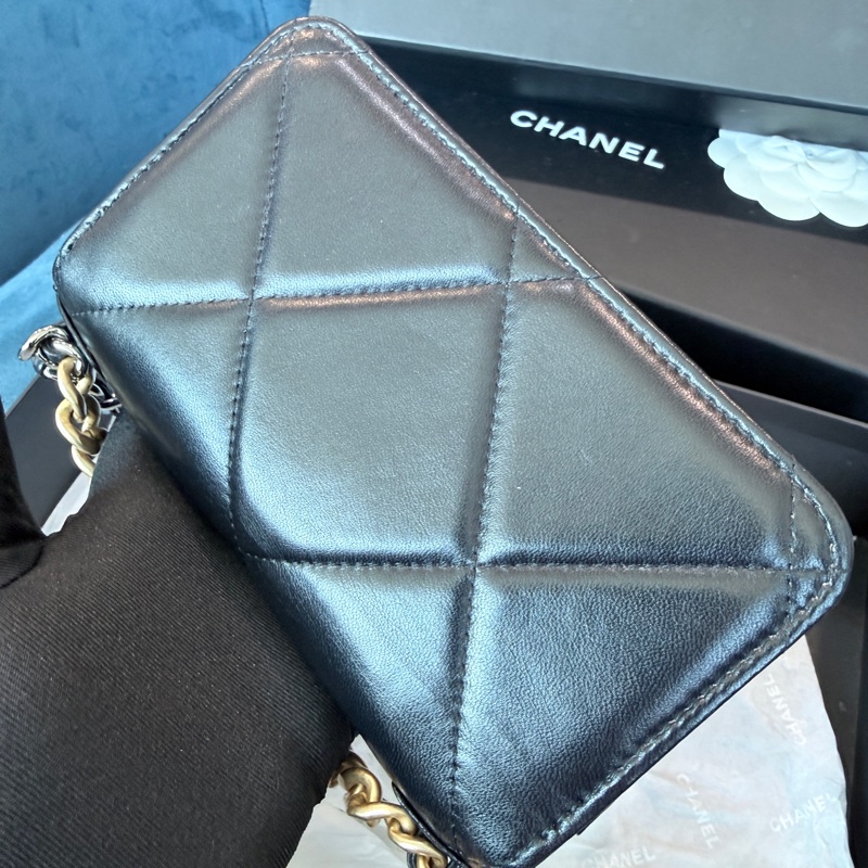 Chanel✨23B黑金19bag woc鏈條包-4