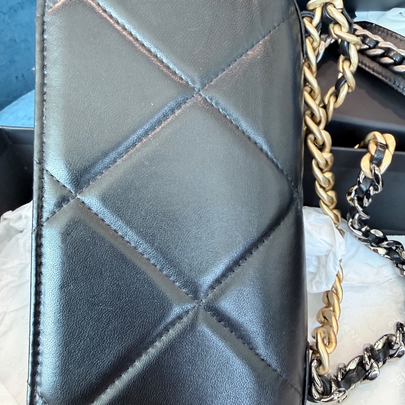 Chanel✨23B黑金19bag woc鏈條包-12