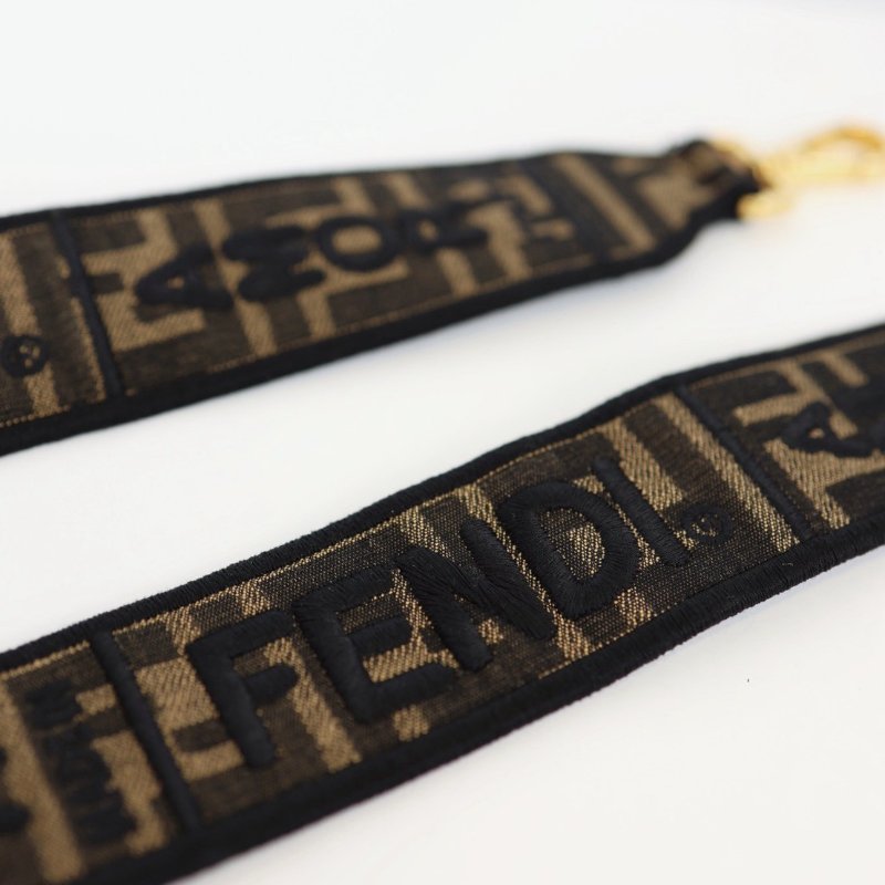 全新Fendi Baguette法棍包-7