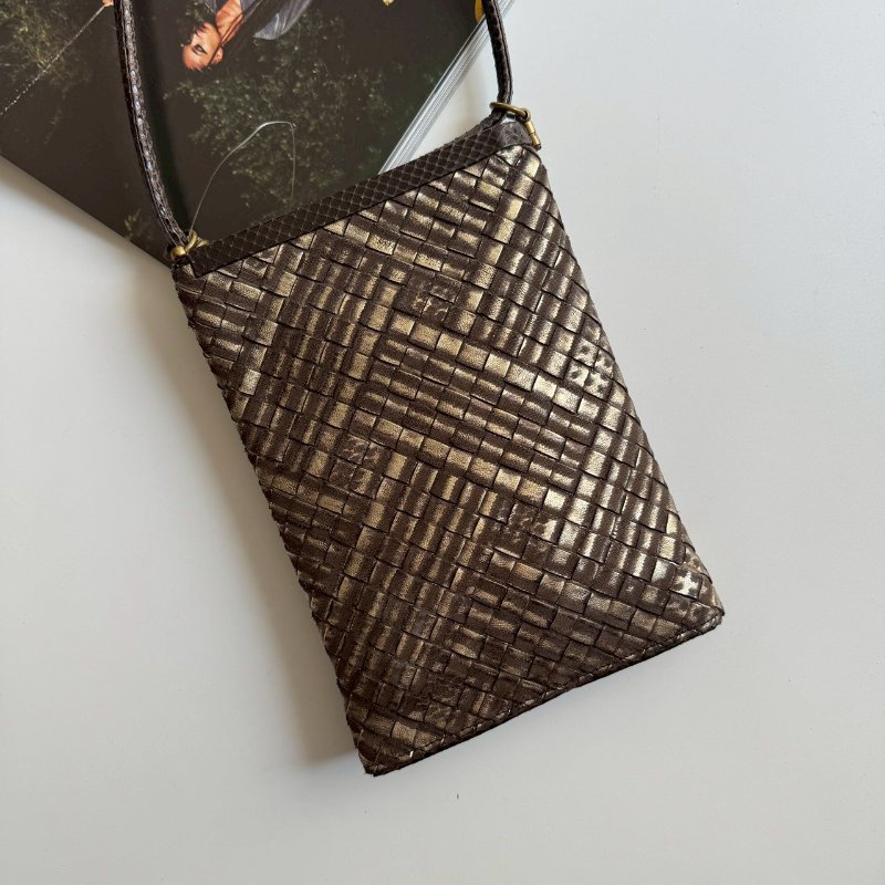 😍絕版隨身小包 BOTTEGA VENETA BV 經典皮革編織金棕色肩背包-1