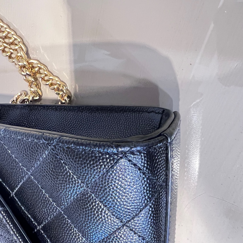 YSL 黑荔枝牛皮Envelope絎縫金釦信封下蓋肩斜背鏈包-6