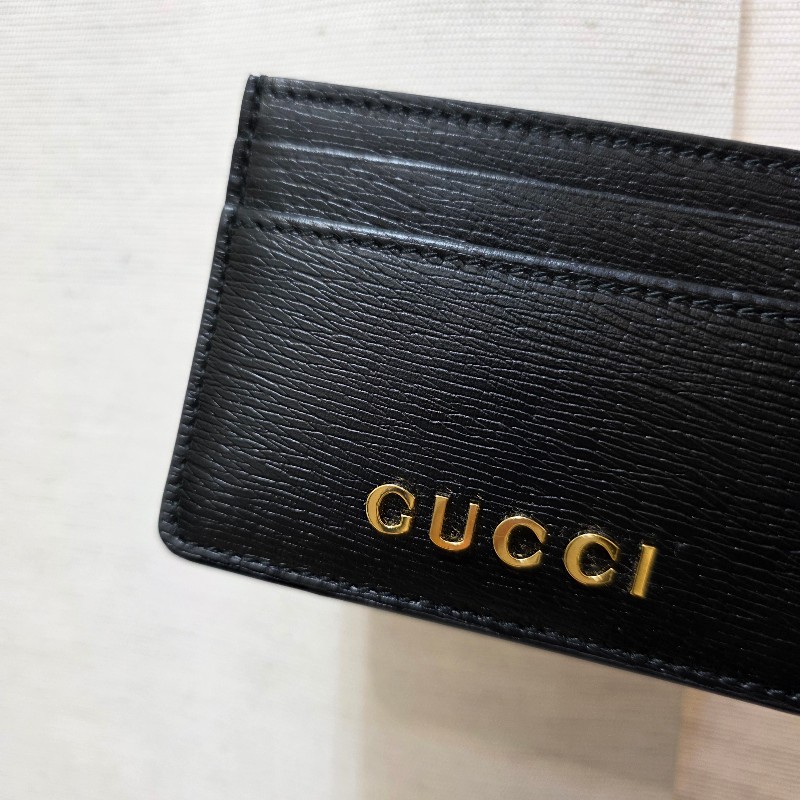 [過新年優惠持續中🧧] Gucci黑牛皮金Logo名片卡夾-2