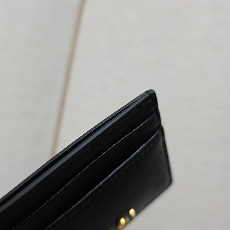 [過新年優惠持續中🧧] Gucci黑牛皮金Logo名片卡夾-13