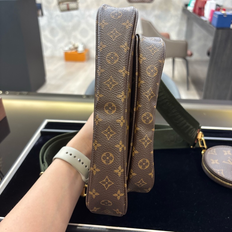 💚 Louis Vuitton LV 路易威登 Pochette Accessoires M44813-7
