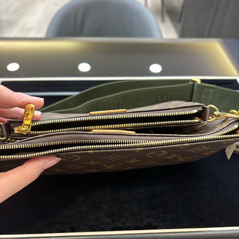 💚 Louis Vuitton LV 路易威登 Pochette Accessoires M44813-9