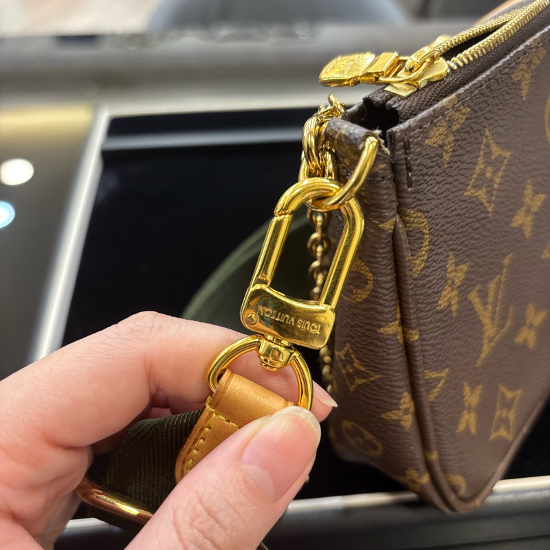 💚 Louis Vuitton LV 路易威登 Pochette Accessoires M44813-10