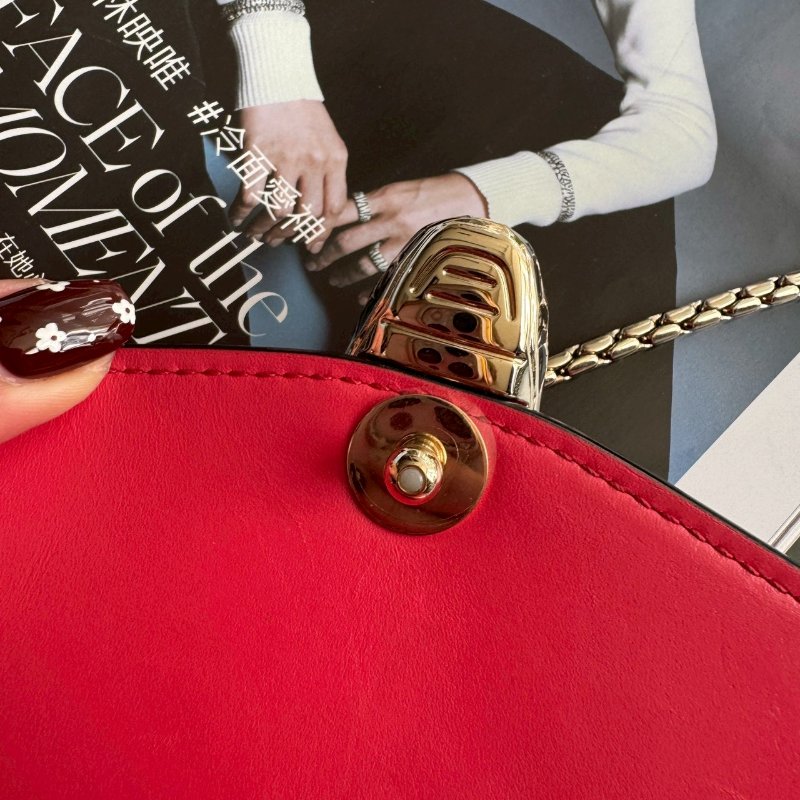 ✨經典款 Bvlgari 桃紅色琺瑯石蛇頭鏈背包-9