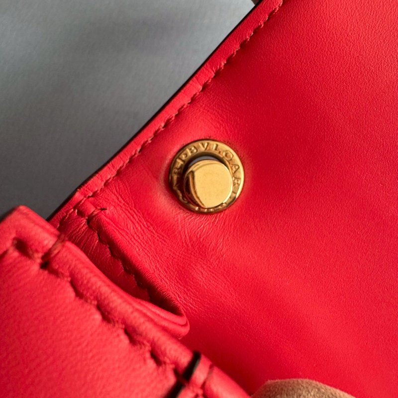 ✨經典款 Bvlgari 桃紅色琺瑯石蛇頭鏈背包-16