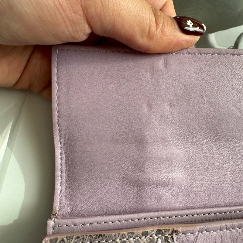 🎆盒子、防塵都有 BV 芋香紫水蛇皮釦式長夾-15