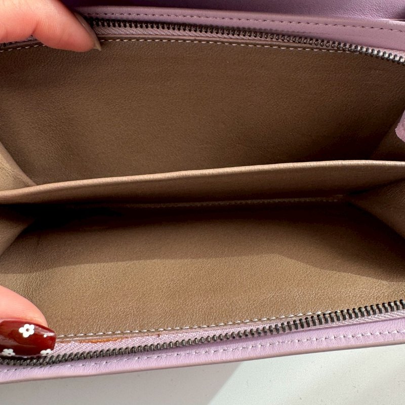 🎆盒子、防塵都有 BV 芋香紫水蛇皮釦式長夾-31