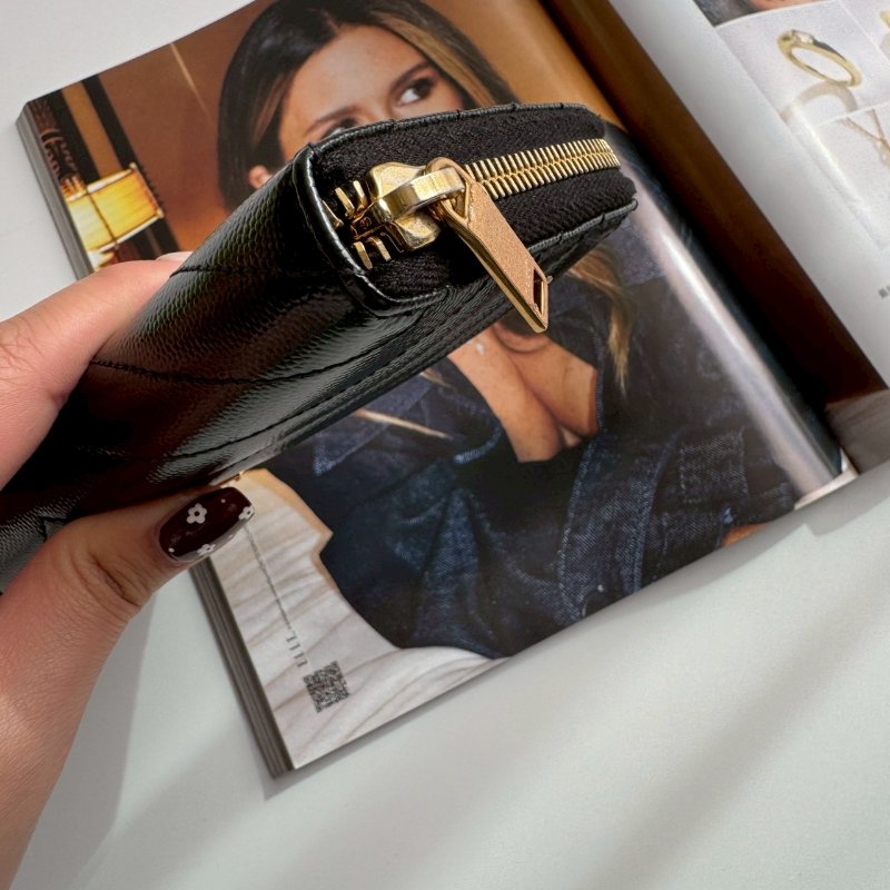 ✨經典熱銷款 YSL 黑色荔枝皮拉鍊長夾-3