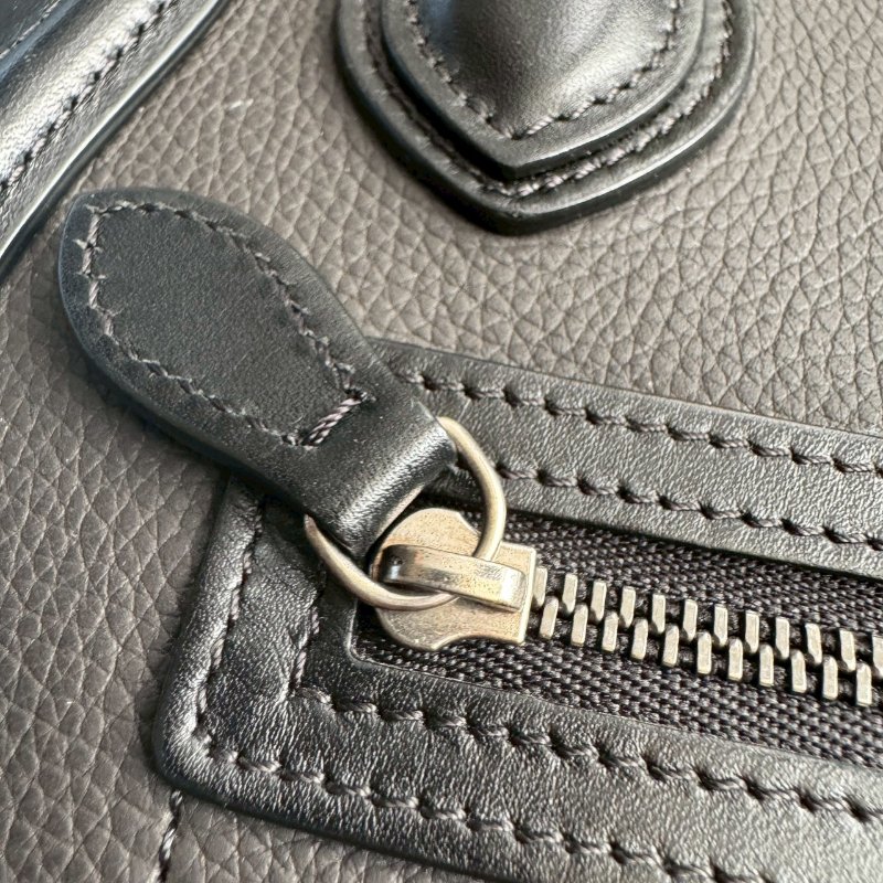 ✨流行回歸 Celine 芋紫色拼黑色nano囧包-5