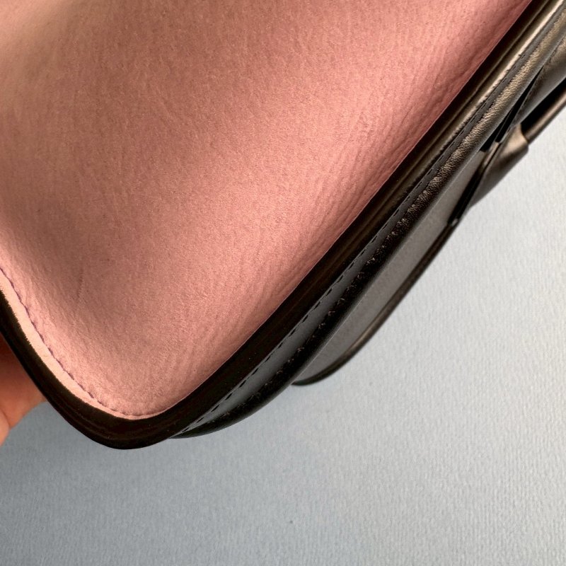 ✨流行回歸 Celine 芋紫色拼黑色nano囧包-6